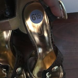 Shoes size 6.5 and 7